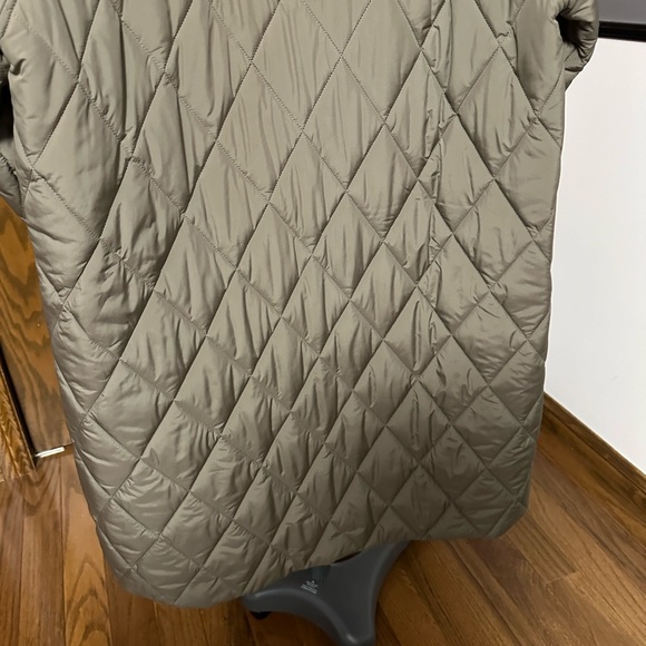 NWOT ZARA LADIES L OVERSIZED LONG PUFFER COAT WITH HOOD IN SOFT KHAKI - Picture 10 of 11